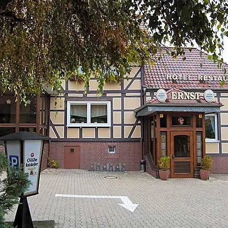 厄斯特餐厅酒店 酒店 3*