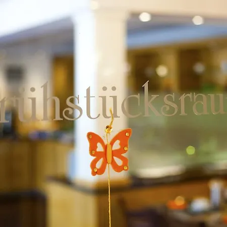 فندق & Restaurant Ernst 3*